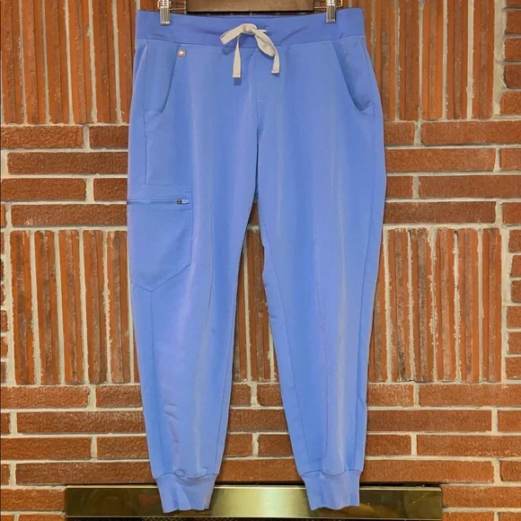 Figs Scrubs Technical Collection Zamora Jogger size medium petite - Picture 1 of 14